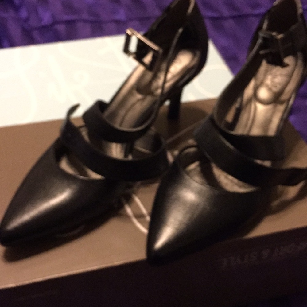 Women’s Life Stride Vinci short heels